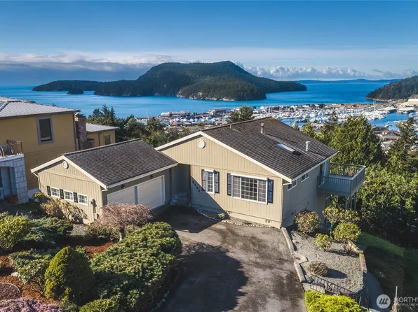 2104 Highland Drive, Anacortes, WA 98221