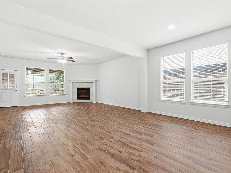 1st image of 2524 Little Wonder Ln
