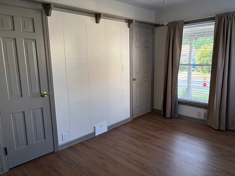 First floor flex room - den, office, or third bedroom