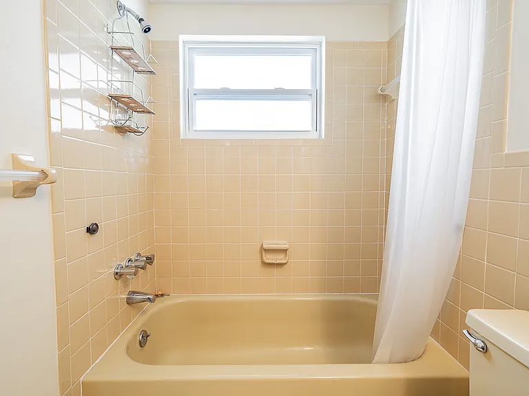 7715 Sue Ellen Dr — Photo 13