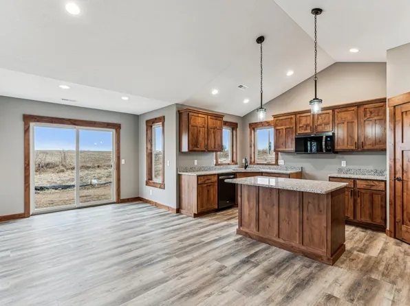 1889 Otter Way, New Richmond, WI 54017