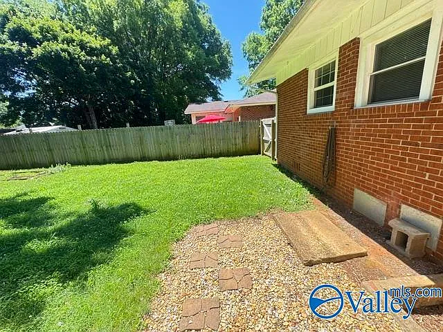 412 Ewing St NW — Photo 42