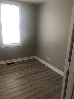 710 Western Avenue — Photo 4
