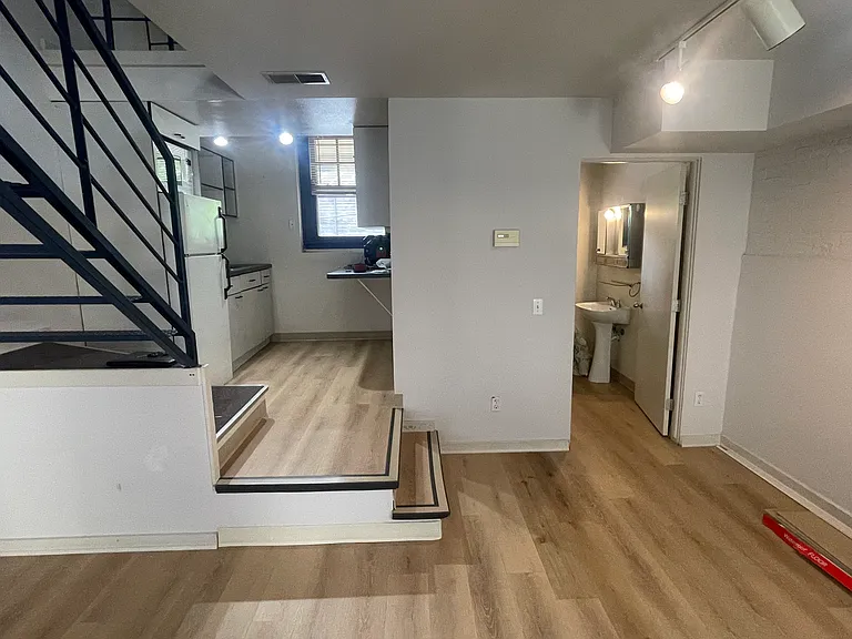 101 N Blount St #1313 — Photo 3