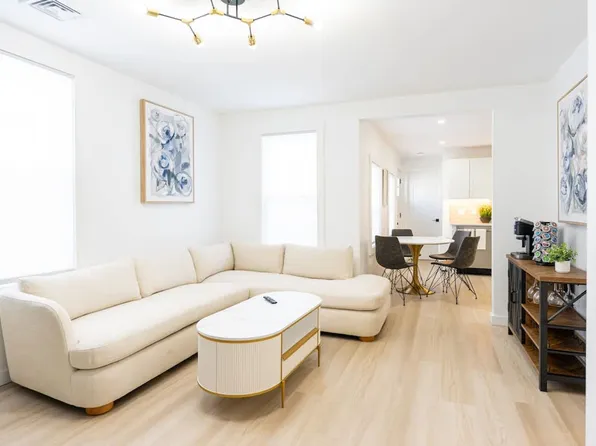 42 White Street Pl, Boston, MA