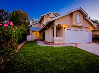 22834 White Pine Pl, Santa Clarita, CA 91390