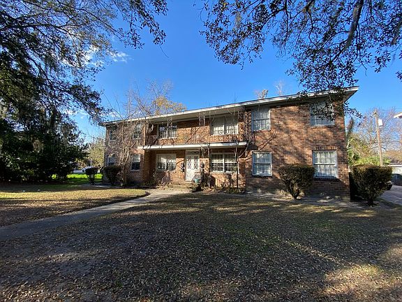 2nd image of 1226 E Victory Dr APT 4