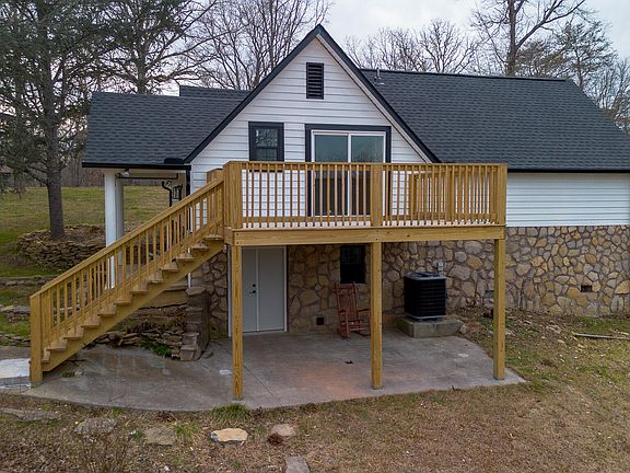 3rd image of 192 Manis Rd