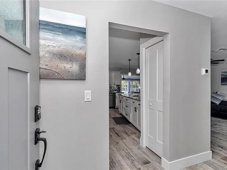 1409 SE 4th Ave — Photo 12