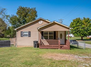 202 Sharp Rd, Athens, TN 37303