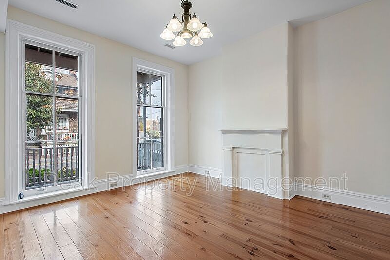 1st image of 103 W Jackson St
