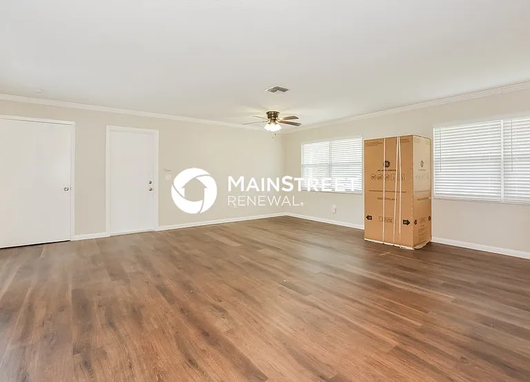 218 Buena Vista St — Photo 5