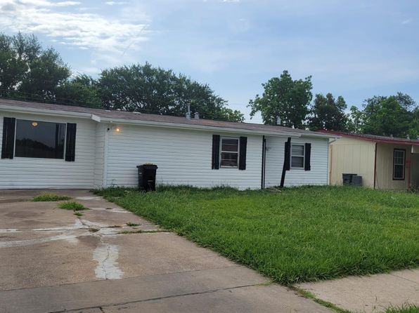 904 Wilkinson Dr