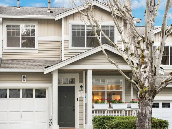 17824 NE 96th Way #2, Redmond, WA 98052