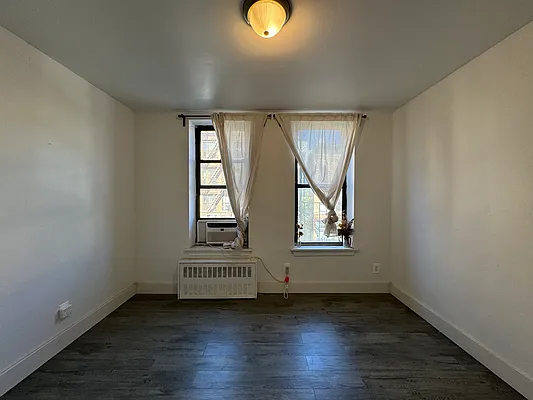 Rented by Pear NYC LLC | media 17