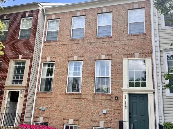 6614 Charles Green Sq, Alexandria, VA 22315