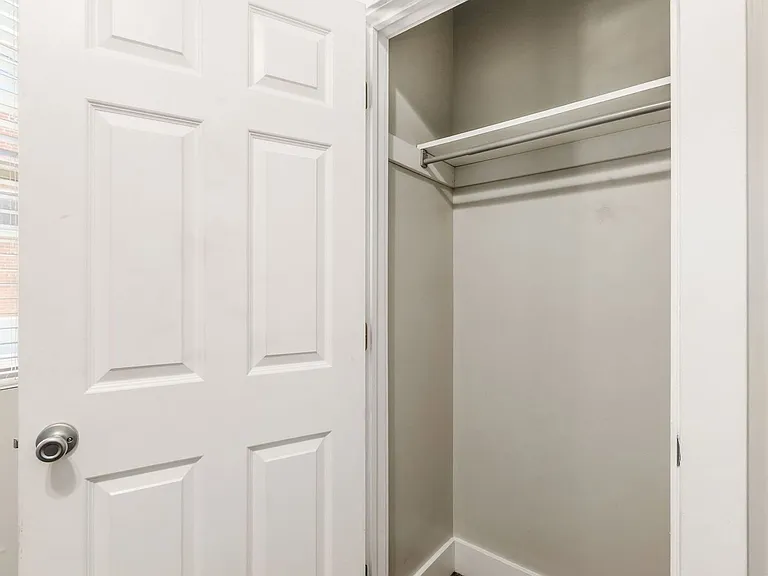 24 Chittenden Ave — Photo 25