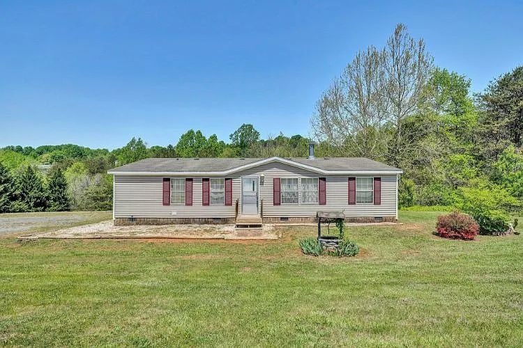14058 Franklin St photo 1