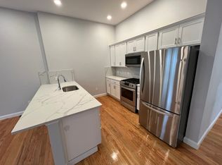 126 Cross St #2L, Somerville, MA 02145