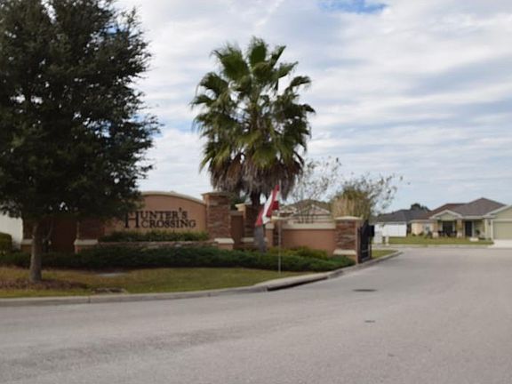 2nd image of 6925 Wellsford Dr