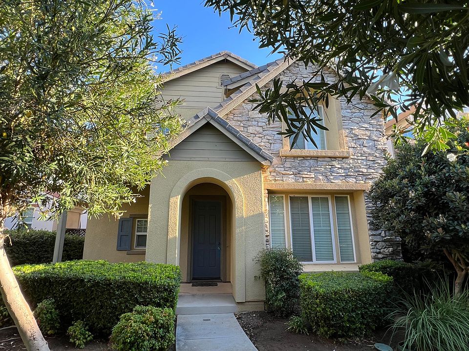 1st image of 48 W Brilloso Ln