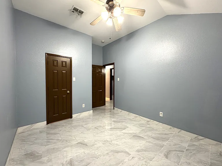 13624 Kaplan Ct — Photo 18