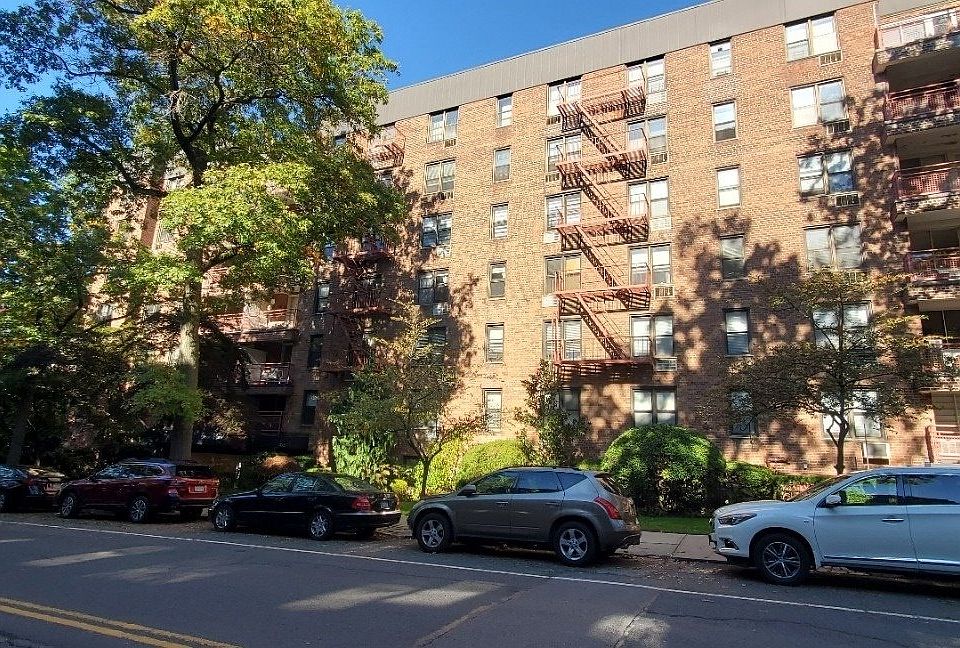 4325 Douglaston Parkway UNIT 6D, Little Neck, NY 11363 MLS 3495077