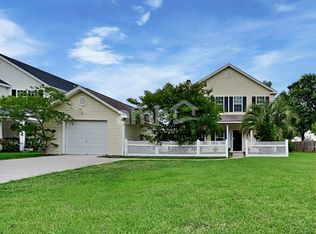 318 Sunburst Way, Summerville, SC 29483