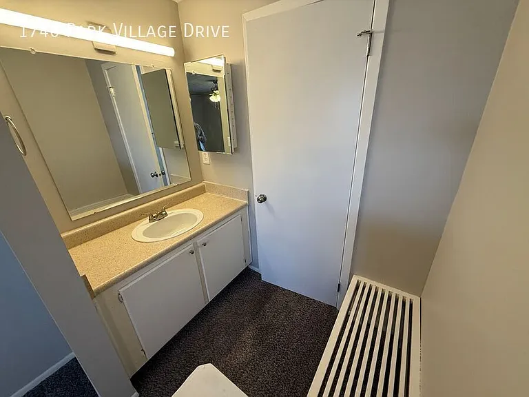 1740 Park Village Dr — Photo 20