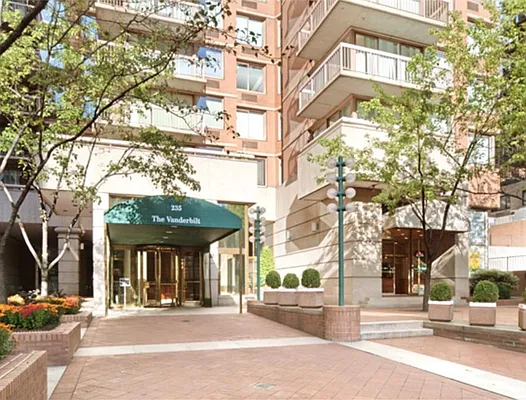 Rented by Douglas Elliman | media 29