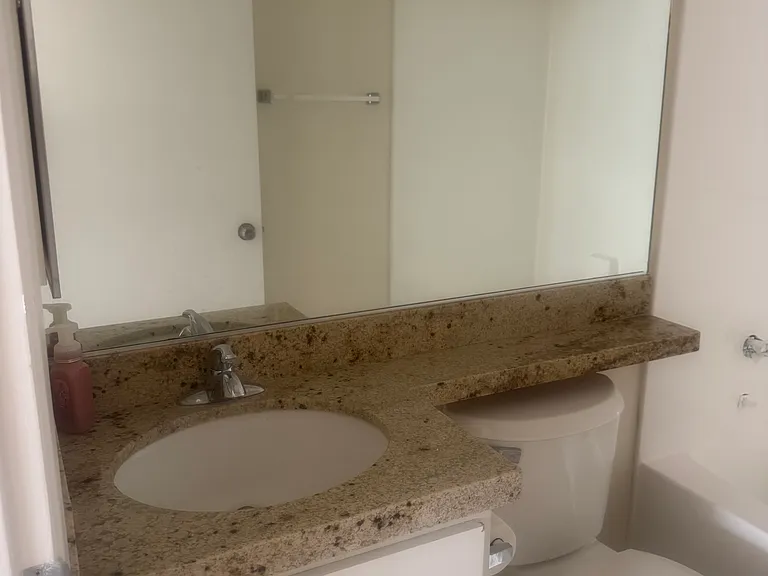 1357 Armadale Ave #1 — Photo 7