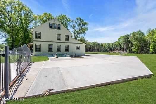 2nd image of 141 Arneys Mount Road