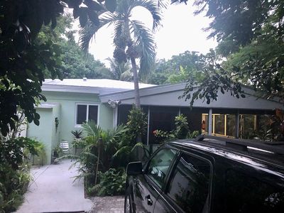 2060 NE 185th St, North miami beach, FL, 33179