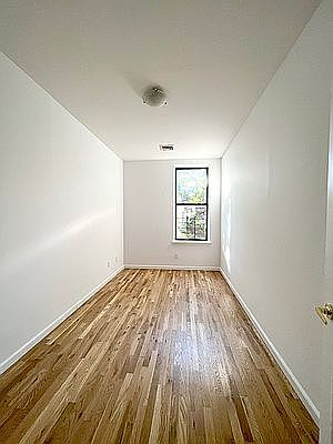 5th image of 2070 5th Ave #3