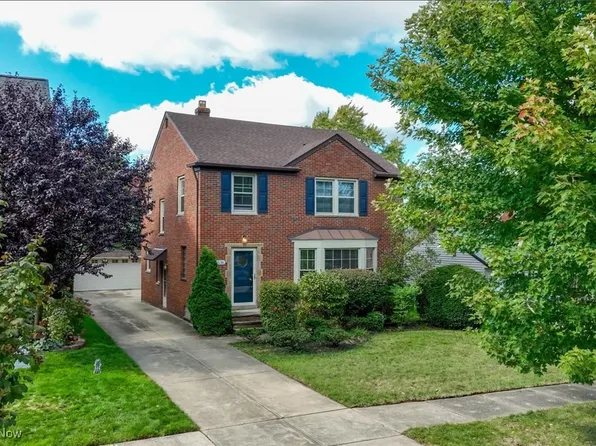 2536 Traymore Rd, University Heights, OH 44118