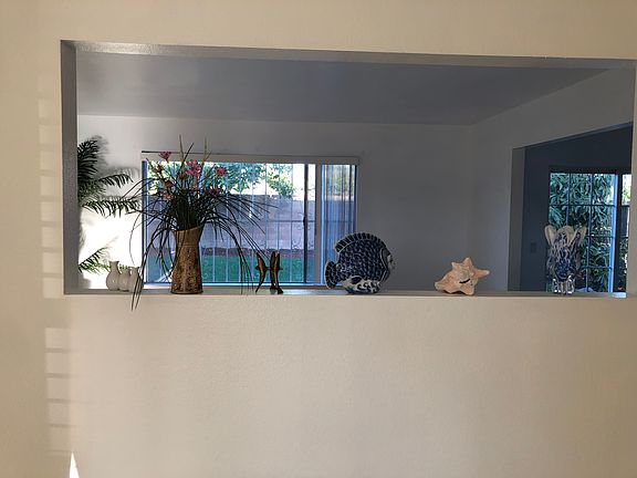 KITCHEN NOOK & FAMILY ROOM