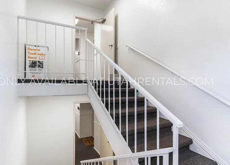 948 N 50 E #305 — Photo 4