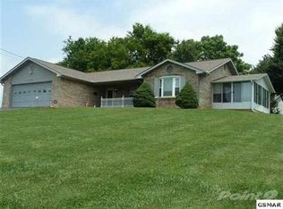 1410 Middle Creek Rd, Sevierville, TN 37862