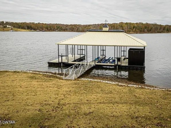 8 & 9 Shoreline Dr, Huntingdon, TN 38344