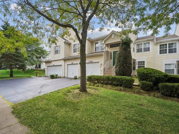 1446 Meadowsedge Ln, Carpentersville, IL 60110