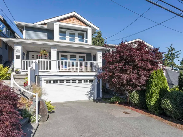 966 Lee St, White Rock, BC V4B 4N8