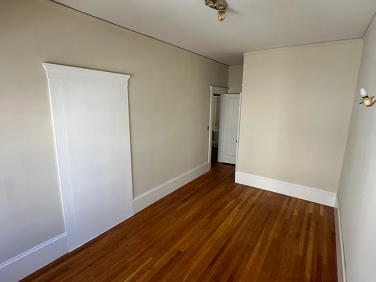 390 Grand Ave #11 — Photo 14