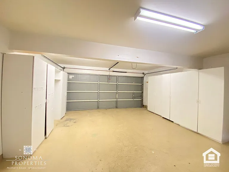 208 Todd Ave — Photo 30