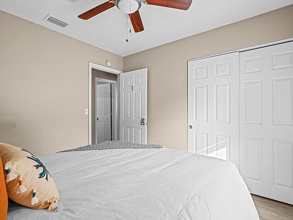 3rd image of 2612 E Palifox St #14938241