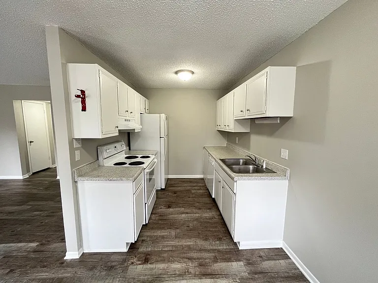Rand Stockton Apartment Homes — Photo 53