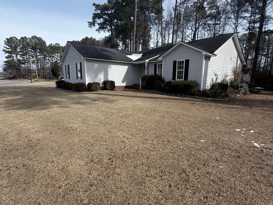 1st image of 3401 E Baywood Ln