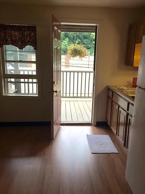 2 bed, $1,500 — Photo 1