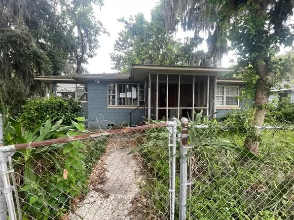 2405 Albany St, Brunswick, GA 31520