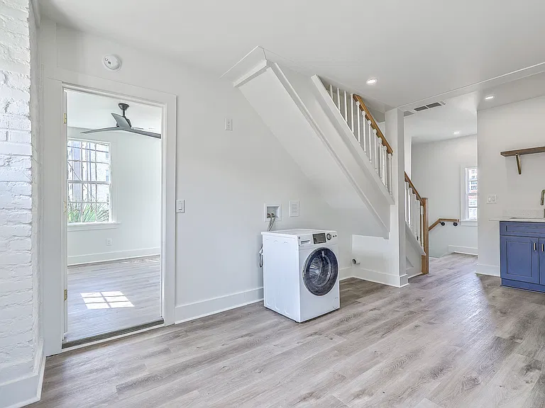68 Lee St #B — Photo 7