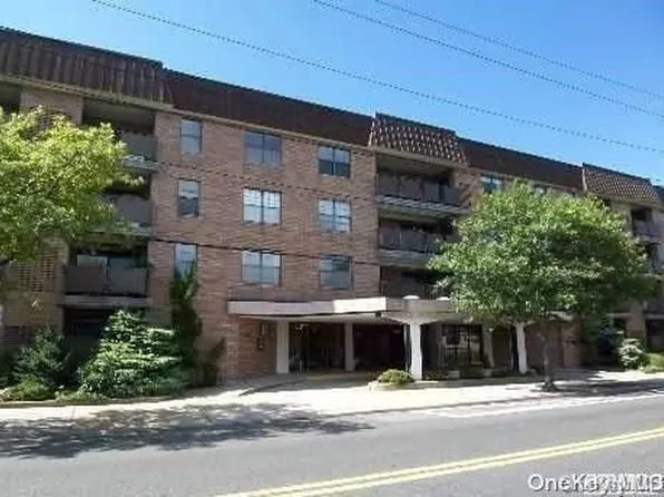 360 Central Avenue #319, Lawrence, NY 11559